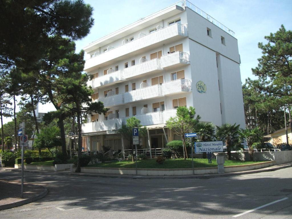 Hotel Meublè Nazionale Lignano Sabbiadoro Extérieur photo